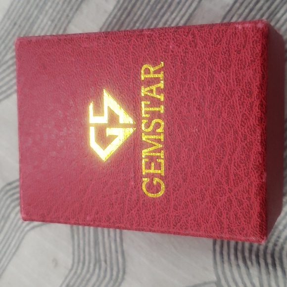 GEMSTAR WRISTWATCHE Unisex - Picture 7 of 8